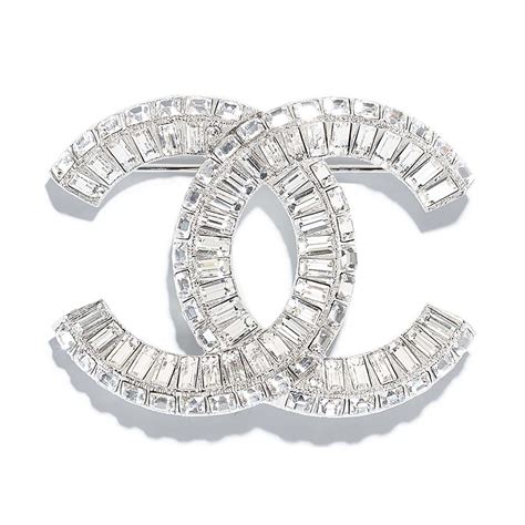 diamond chanel brooch